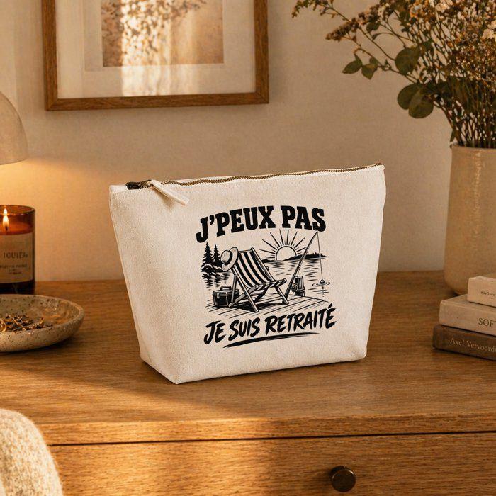 Trousse de toilette - PLANETEE - J’peux pas je suis Retraité - 100% coton beige - 3 L (28×19×9 cm) - Zip métal