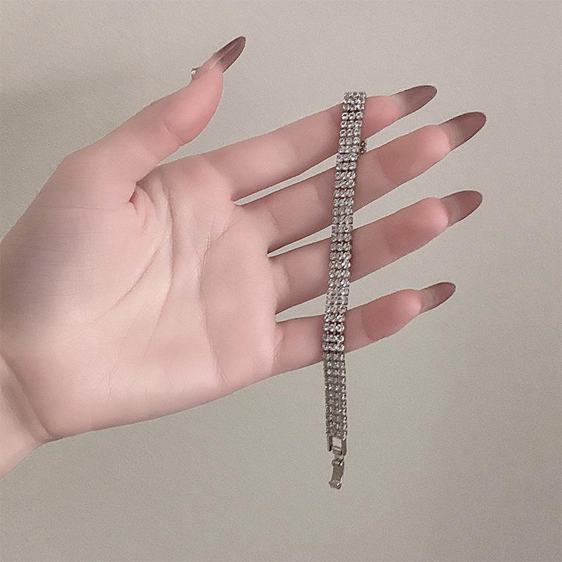 2024 Summer Women s Zircon Collarbone Necklace and Light Luxury Earrings with Bracelet – Trendy High-End Accessories.