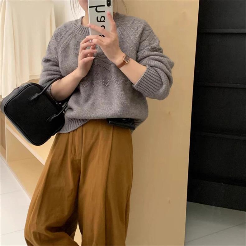 Autumn and winter crew neck pullover sweater women's high-end jacquard loose solid color versatile women's short knitted top