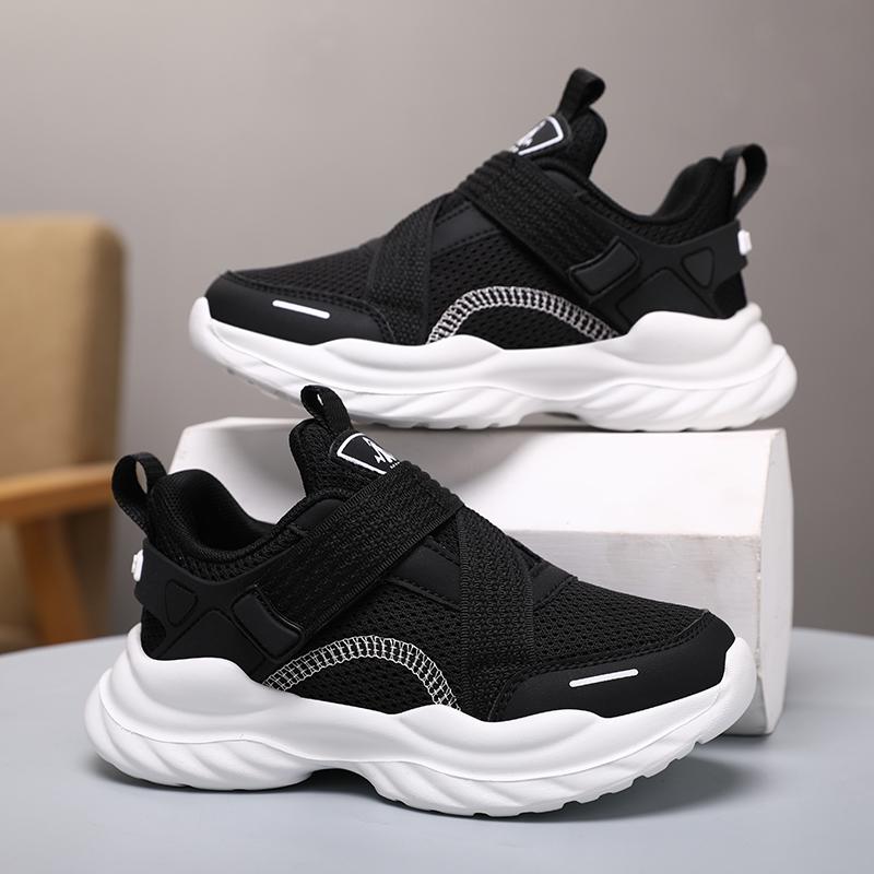Boys' 2025 Spring Mesh Breathable Running Shoes – Soft Sole Sports Sneakers for Medium & Large Kids