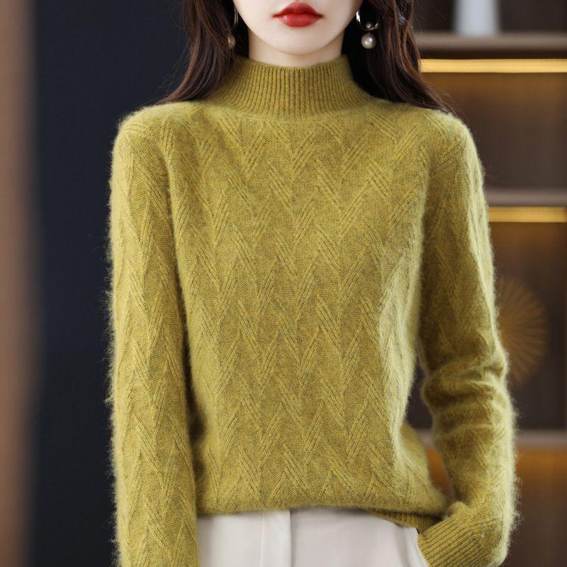 Thick Base Sweater for Autumn and Winter Semi High Neck Loose Sweater for Women