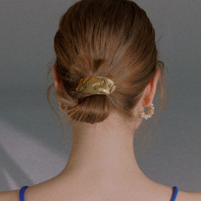 

ONEENOUGH Half Moon Hair Clip Gold Clip