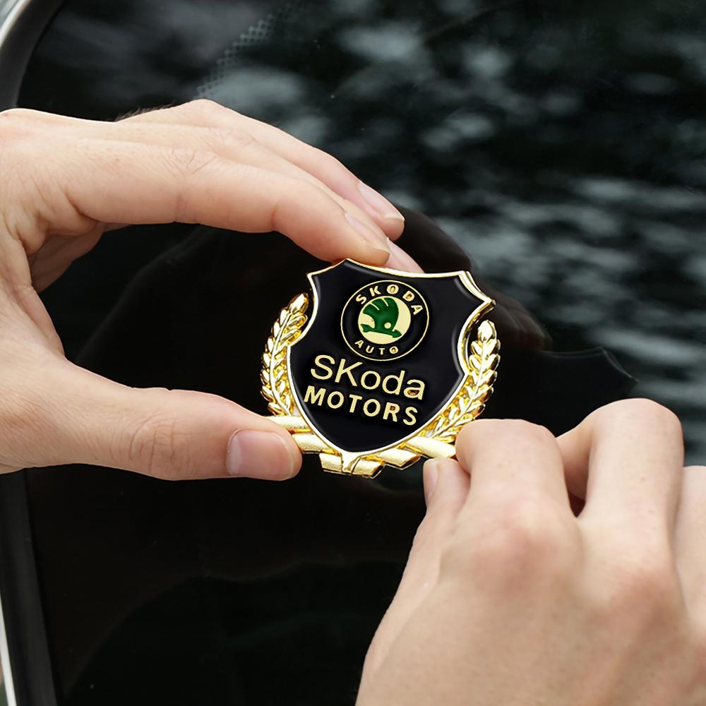 YMK5  2Pcs 3D Car Letters Metal Trim Badge Styling Decal Accessories For Skoda Kodiaq Octavia Fabia Karoq Enyaq Kamiq Superb Scala RS