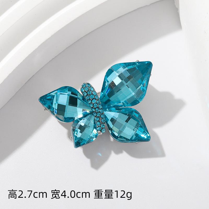 Vintage Crystal Big Butterfly Brooch Fashion Animal Insect Women s Brooch Medieval High-end Versatile Coat Corsage