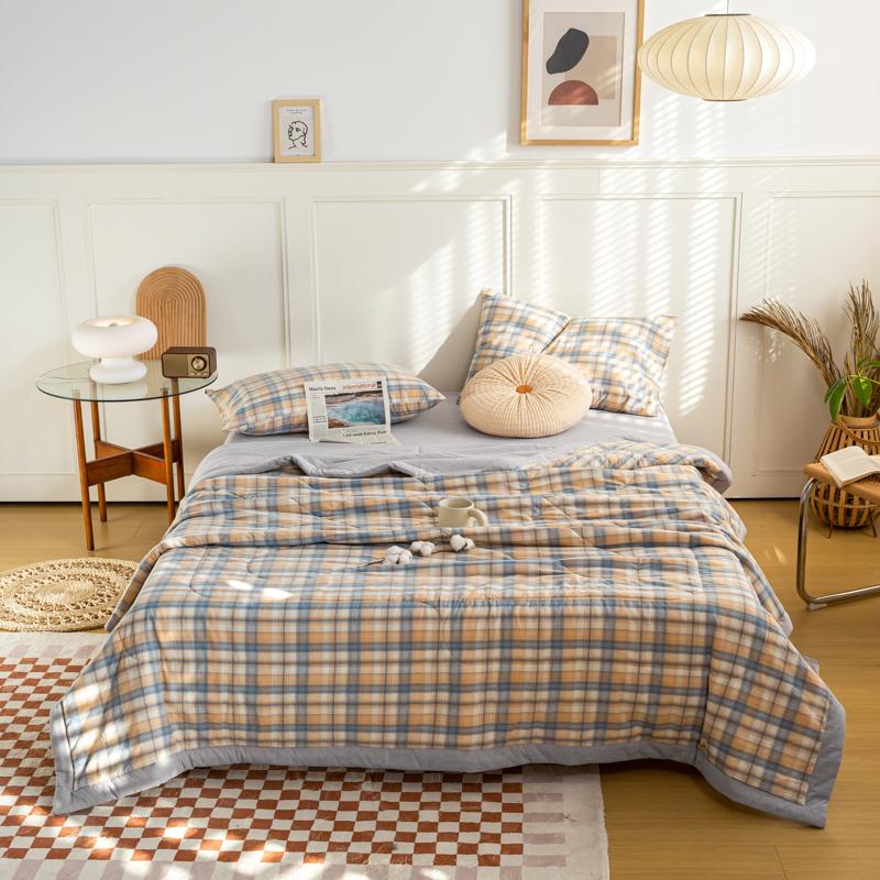 Simple Lines Summer Quilt Japanese Style Cotton Air Conditioning Quilt Luxury Soft Breathable Thin Blanket for Adults Kids