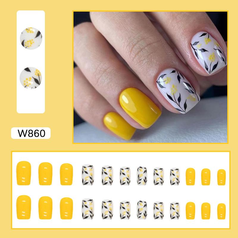 

Medium and long European square white ginger leaf silhouette manicure European square gentle flower fake nail finished product