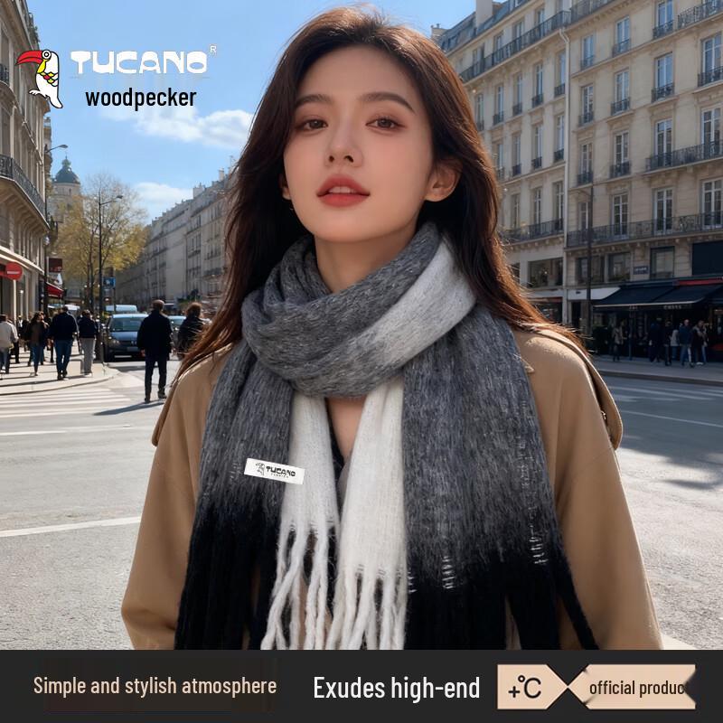 TUCANO Women's Color-Block Tassel Scarf