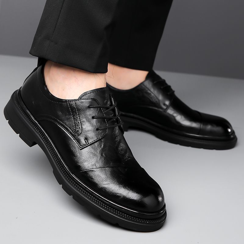 Round Toe Thick Sole Male Casual Shoe Classic Original on Sale Fashion 2025 Trend Comfortable New in Men's Leather Brogue Shoes