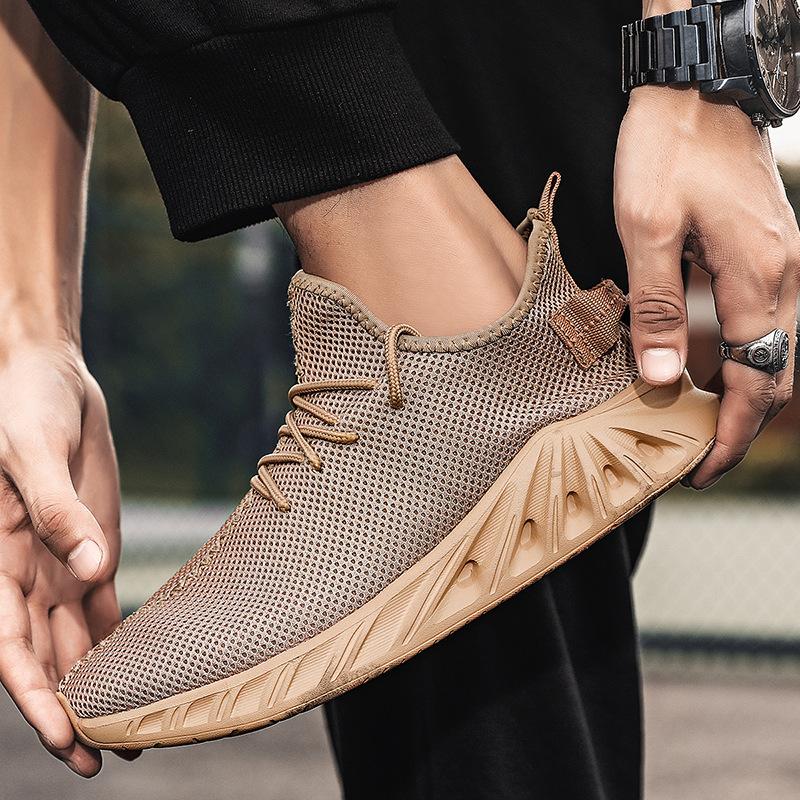 Running Shoes Summer New Ins Lightweight Breathable Casual Sneakers Walking Shoes Men