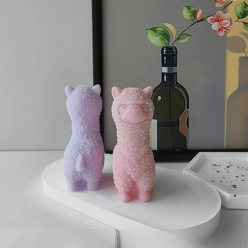 Handmade Cute Camel Shaped Aromatherapy Candle DIY Creative Ornament Birthday Companion Gift  Candle