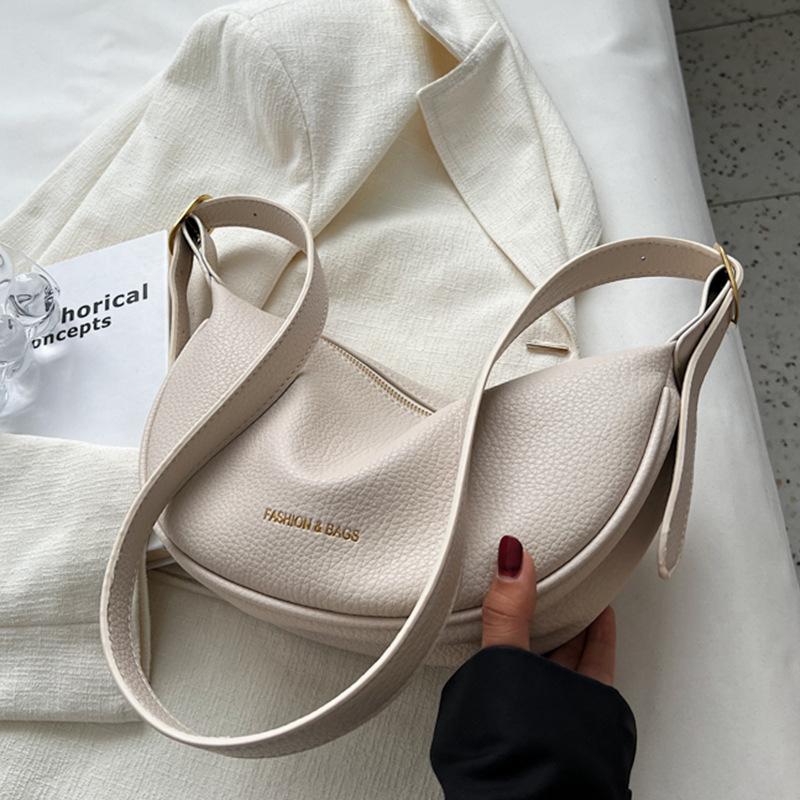 

Популярные сумки женские сумки новая осенне-зимняя мода сумки-мессенджеры нишевые пельмени сумки-седла