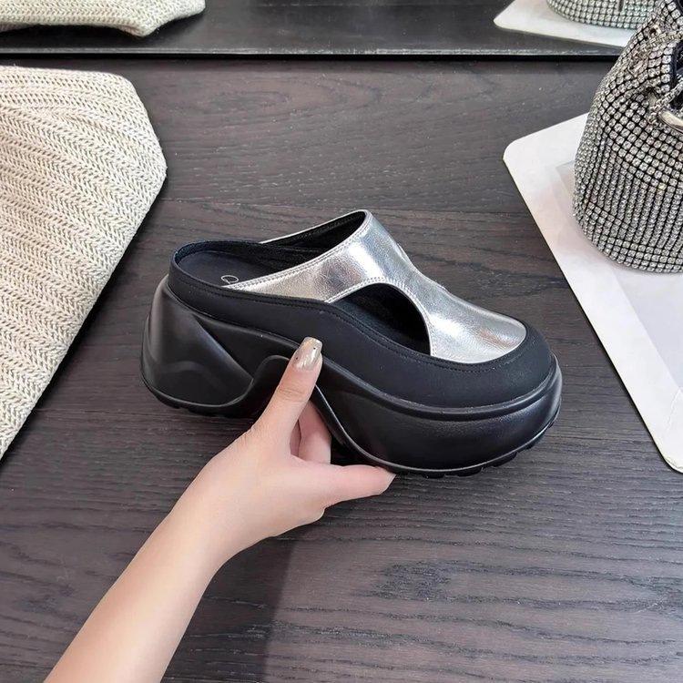 French bag head half slippers women's 2025 new summer wear versatile fashion slope heel thick bottom heightening cool slippers