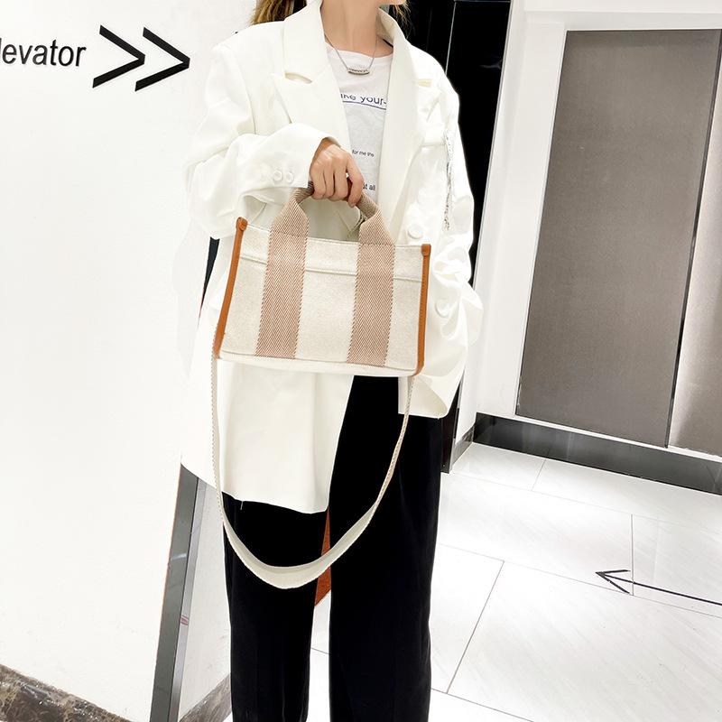 Bags Women's Fashion High-end Handbags Square Bags Simple Canvas Bags Tote Bags