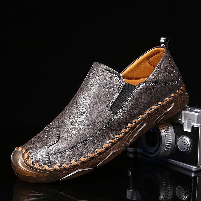 Men Shoes Casual Leather Hand Sewn Men Sneakers Breathable Driving Shoes Designer Men's Loafers Fashion Moccasins Zapatos Hombre