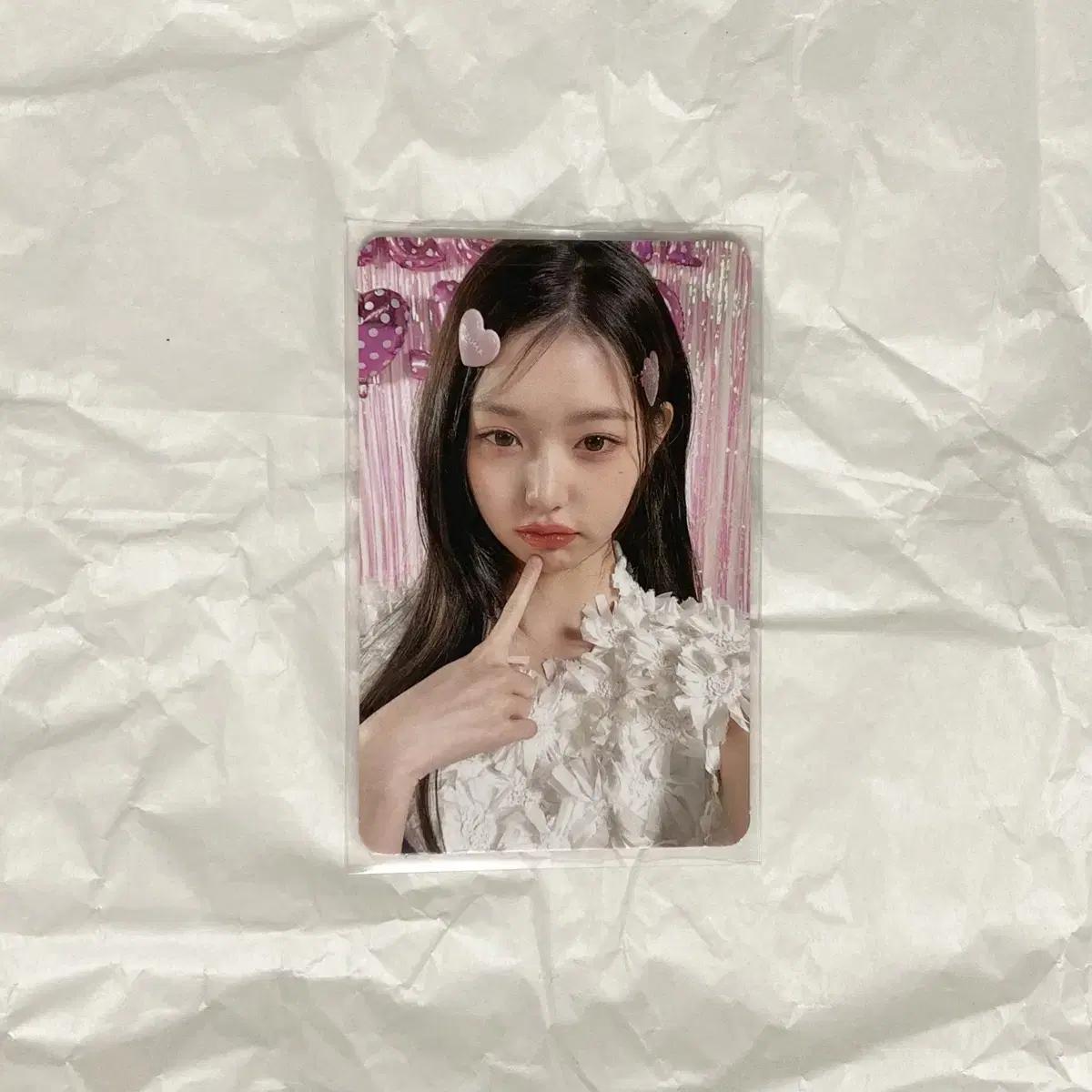 

Ive Wonyoung Amuse Photo Card