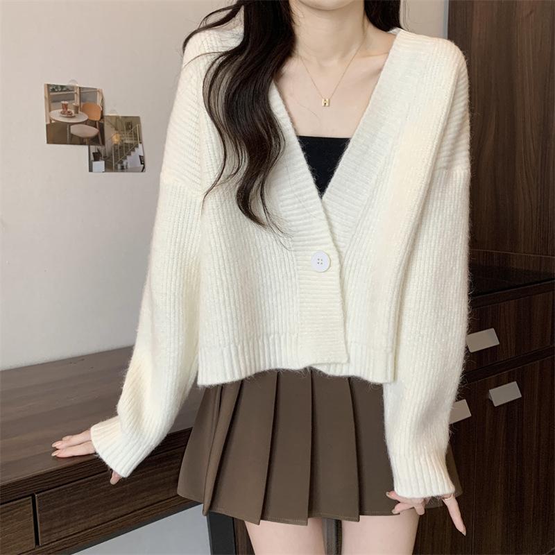 Autumn and Winter New Casual Simple Style Knitted Cardigan Women's Loose V-neck Loose and Versatile Solid Color Sweater