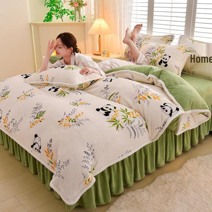 Winter Print Flannel Bed Set: Milk Velvet Duvet Cover & Sheet, Four Pieces