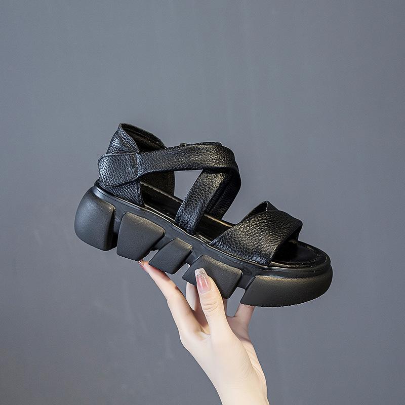 New Style Casual Fish-mouth Sandals with Sponge Velcro and Retro Beach Shoes