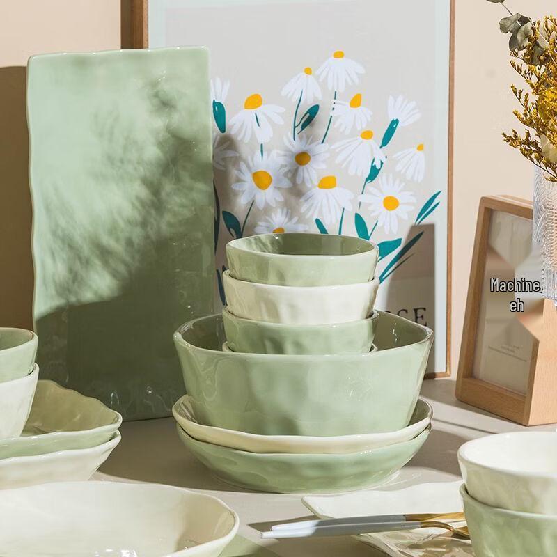 Yipan Underglaze Anti-Scald Bone China Dinnerware Set - 32 Piece