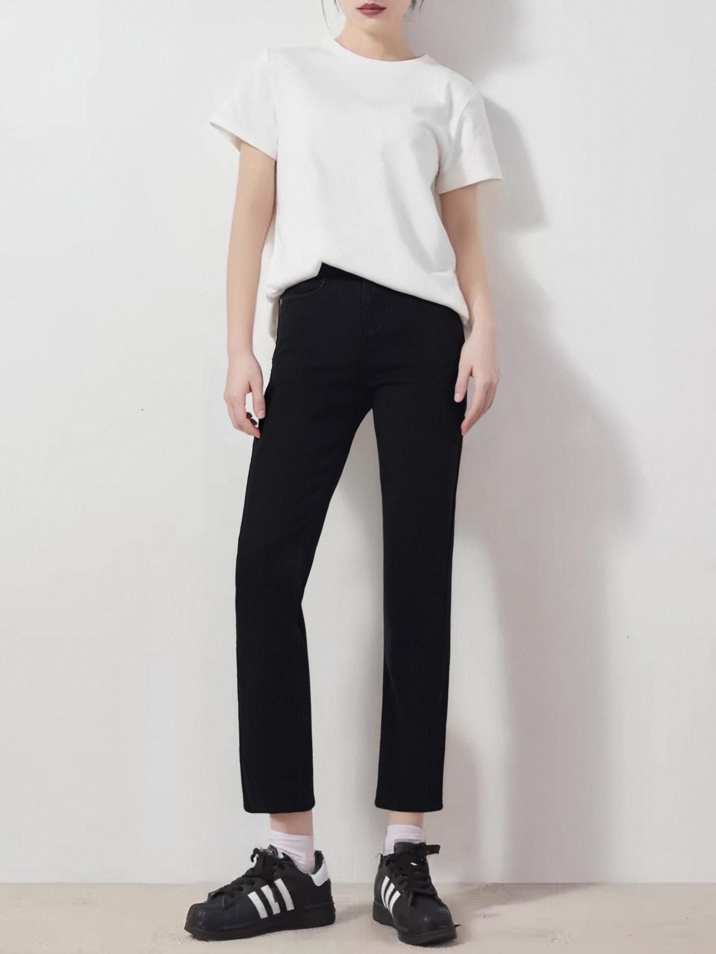 Clearance: Women s High-Waist Slim Straight-Leg Black Baguette Jeans XS