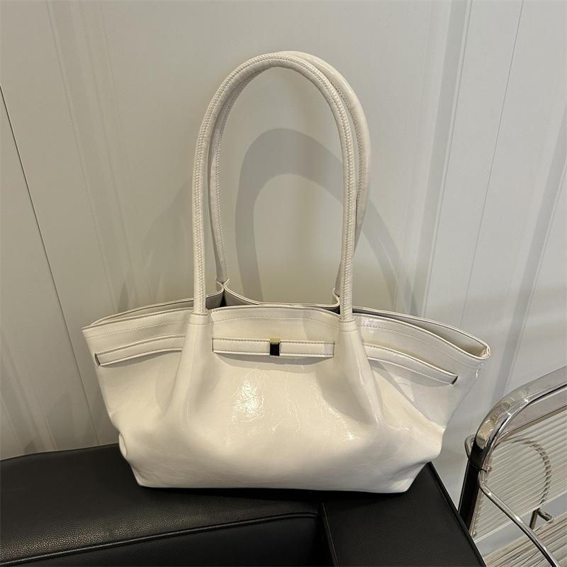 Spring New Beautiful Handbag Large Capacity Underarm Bag Fashion Casual Versatile Shoulder Tote Bag