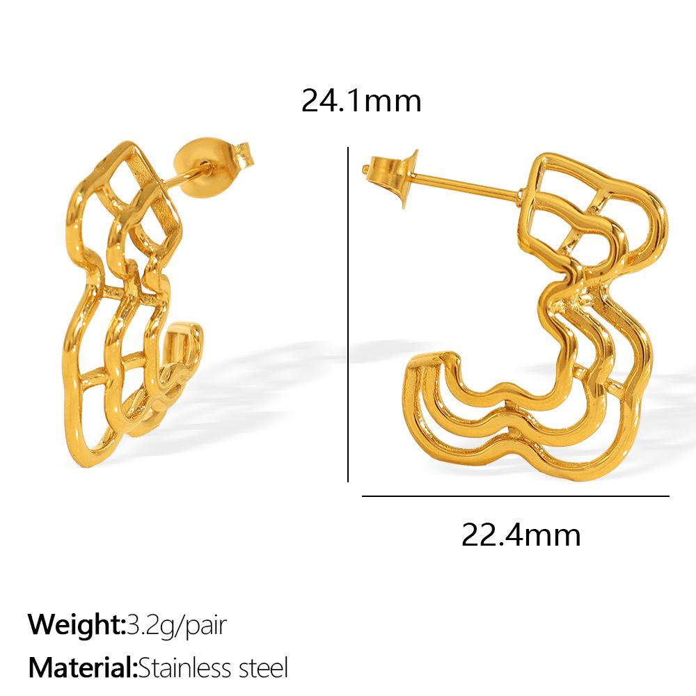 Design retro hollow titanium steel stud earrings Internet celebrity gold stainless steel earrings ear jewelry