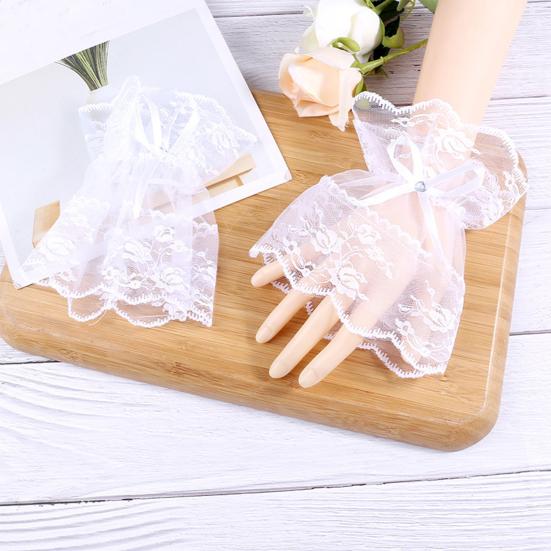 1 Pair Women Lace Gloves Elegant Halloween Gothic Lolita Tulle Mesh Sleeves for Parties Festive Decoration