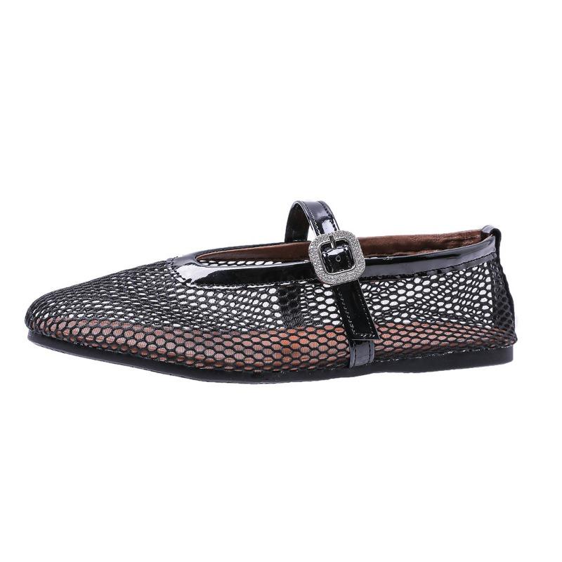 Summer New Women's Shoes Mesh Casual Sandals Women's Mesh Breathable Word Buckle Flat Bottom Cool