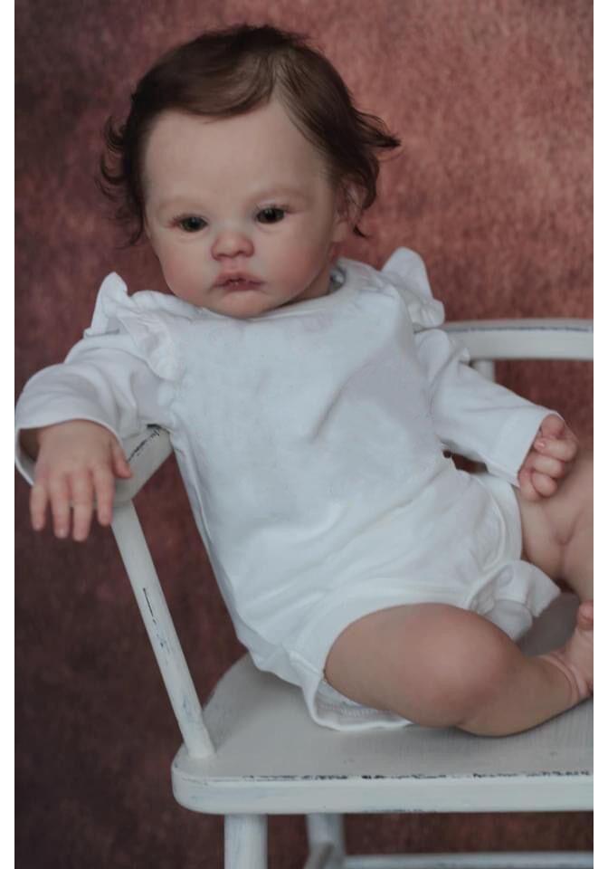 49cm Lifelike Baby Reborn Doll Meadow with 3D Skin and Exquisite Hand-Painted Features 49 cm