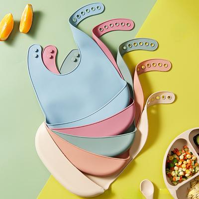 Babador ajustável à prova d'água para bebês, 1 peça, de silicone macio comestível, para recém-nascidos, com gotejamento de saliva, toalha para babar, cachecol infantil sem BPA