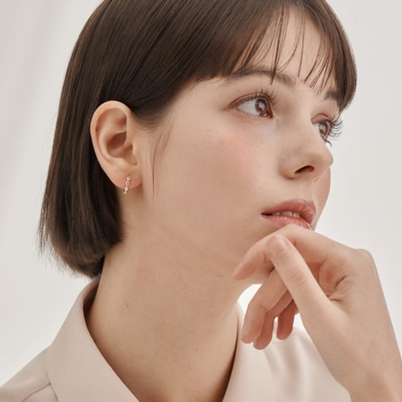 ELLE Jewelry 14K GF Cubic Line One-Touch Earrings ELGPEE560