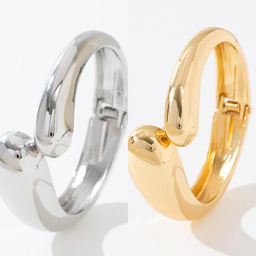 Luxury Alloy Open Cuff Bracelet for Women Irregular Shape Minimalist Design Adjustable Size Fashion Jewelry Accessory