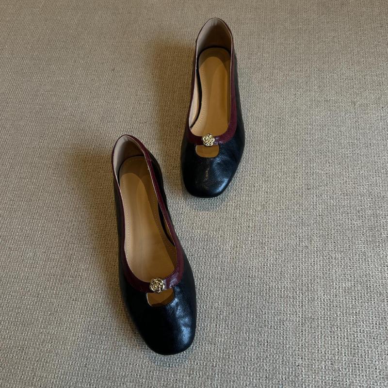 Hot Selling Women Dress Shoes Leather Spring 2025 New French Style Square Toe Ballet Shoes Women Mid Heel  Women Office Shoes