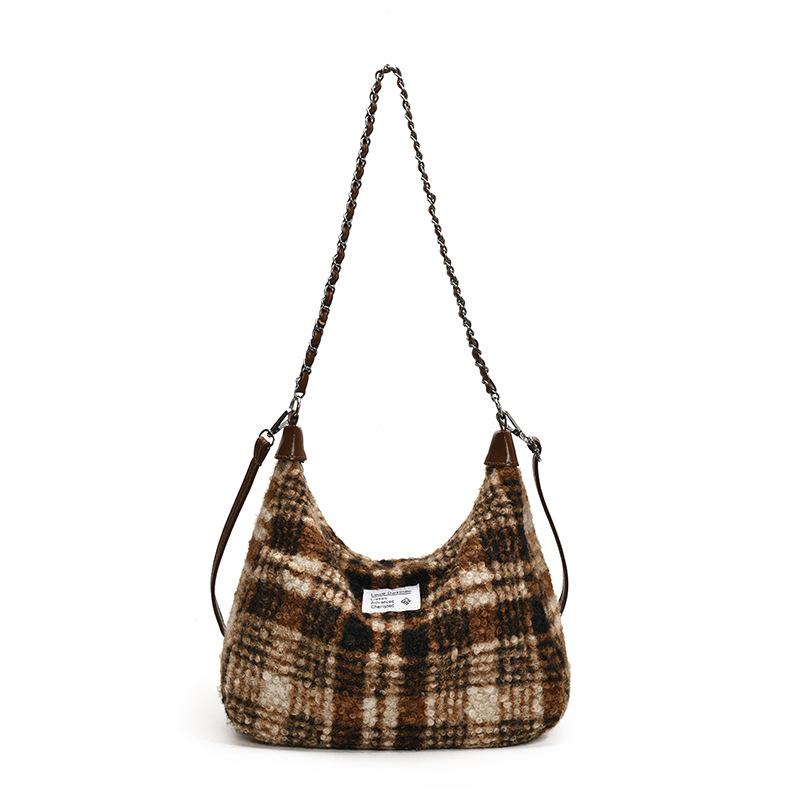 Large Capacity Bag Women's New Chain Shoulder Bag Versatile Casual Commuter Messenger Bag