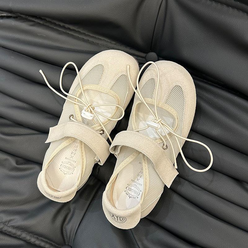 French shallow mouth Mary Jane shoes women's 2025 summer new versatile hollow sports casual fashion ballet shoes