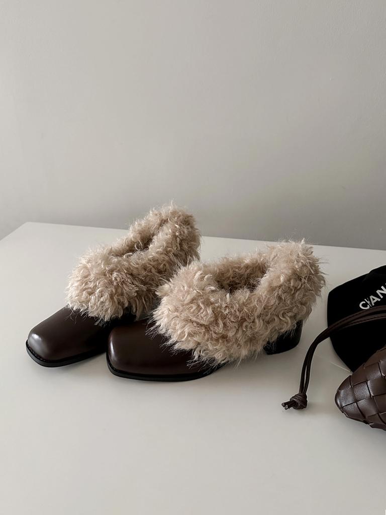 Square head fluffy shoes with one pedal, retro velvet to keep warm, Mary Jane small leather shoes, cotton shoes, thick heels, single shoes.