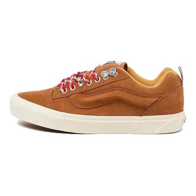 Obuwie damskie – Sneakersy