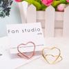 Kovový stojánek na přání ve tvaru srdce Opakovaně použitelný rozkošný náhradní Dekorativní domov Svatební foto Memo Menu Note Clip Stojan