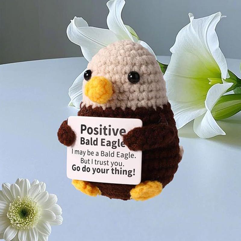 Handmade Knitted Bald Eagle Doll With Positive Card Home Room Decoration Crochet Bald Eagle Desktop Ornament Christmas Gifts