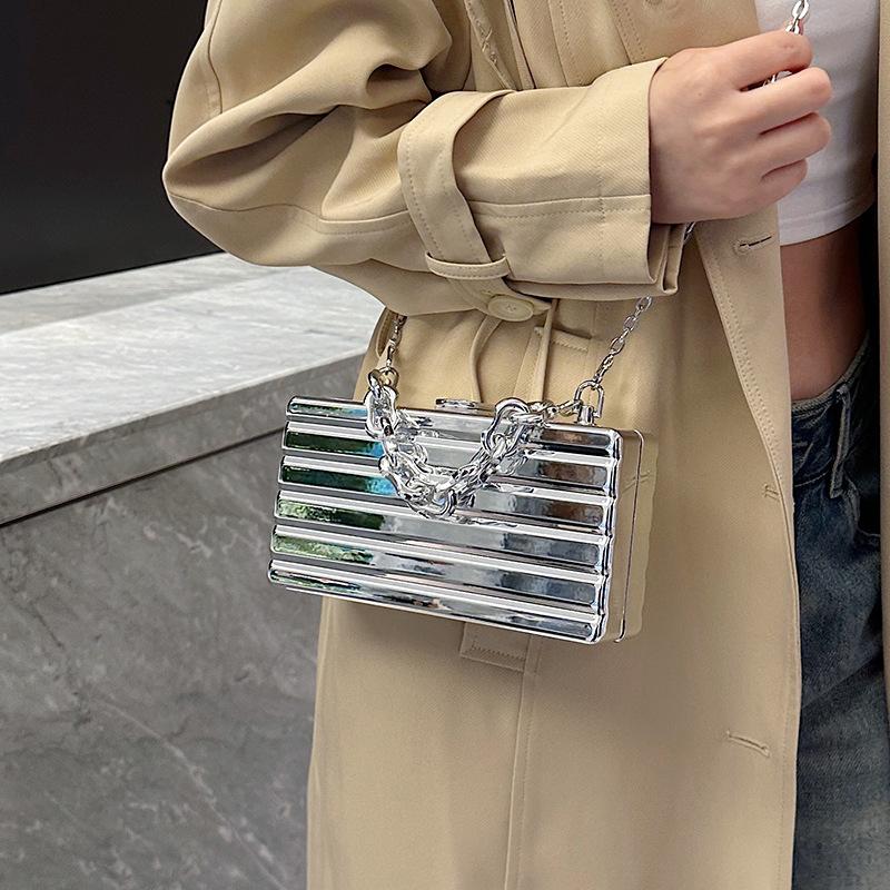 Acrylic Bag 2025 New European and American Fashion Ice Crack Personalized Portable Messenger Women Shoulder Dinner Bag Tide