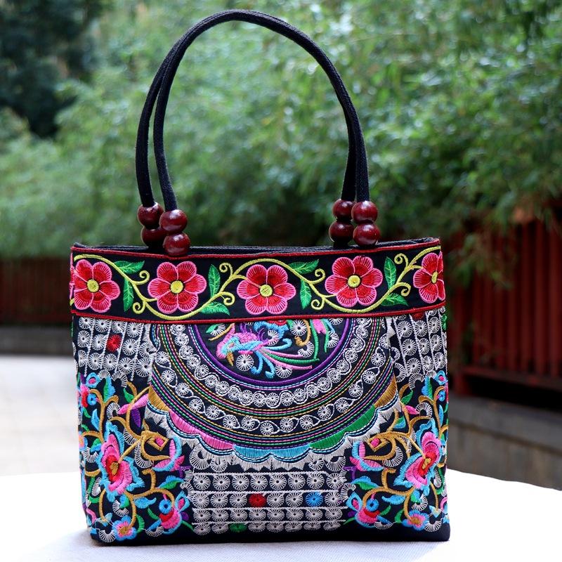 Fashion Embroidery Women Small Handbags National Floral Embroidered Lady Top-handle Bags Single-layer Beading Falp Carrier