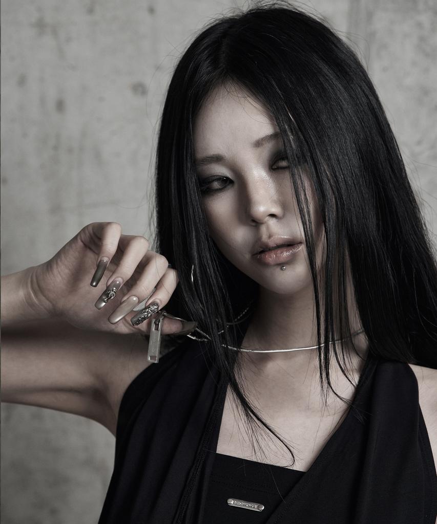 Urbanunique Label (Traces Of The City Necklace)