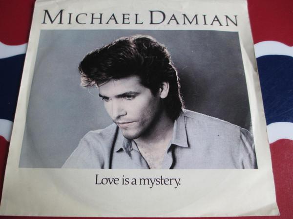 

7inch Record MICHAEL DAMIAN - She s In A Different World IC47033 Columbia 1984 Canada Pop Used