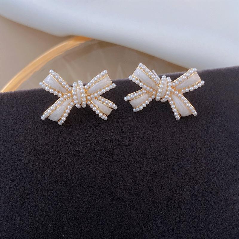 Exquistie Pearl Bow Luxury Necklace For Women Elegant Vintage Fashion Jewelry Bowknot Lady High Quality Necklaces Choker Chain