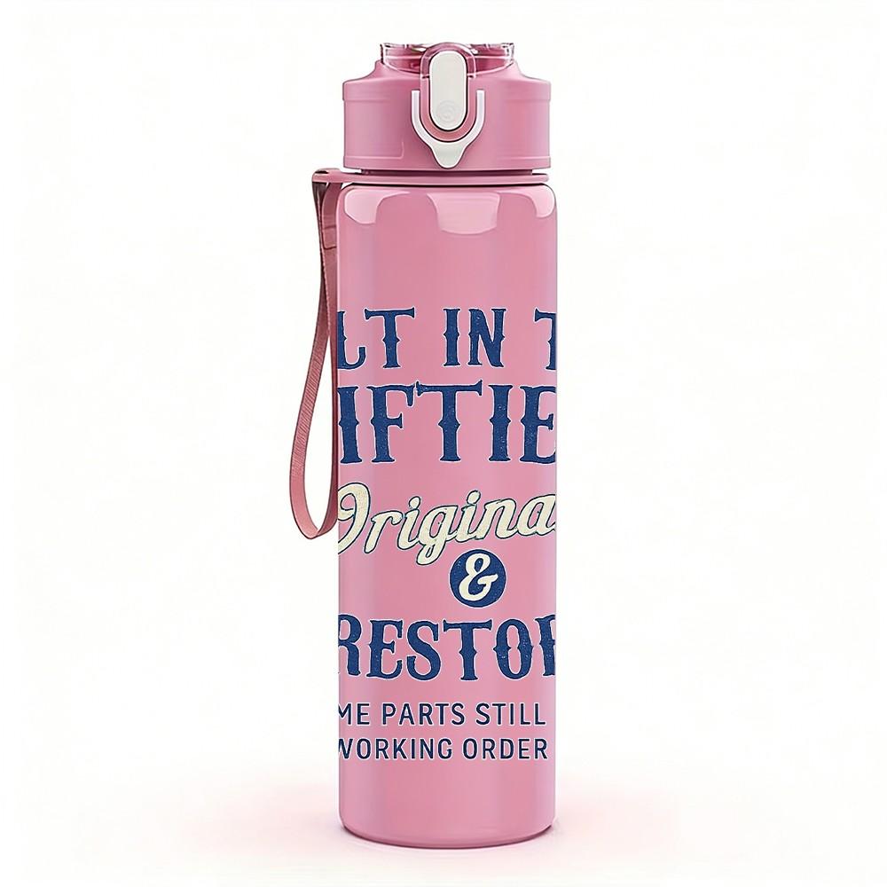 1PC Built In The Fifties Retro Badge Print 750ml Color Plastic Sports Water Bottle Leakproof Flip Straw Lid Suitable for Sports Office Home Use