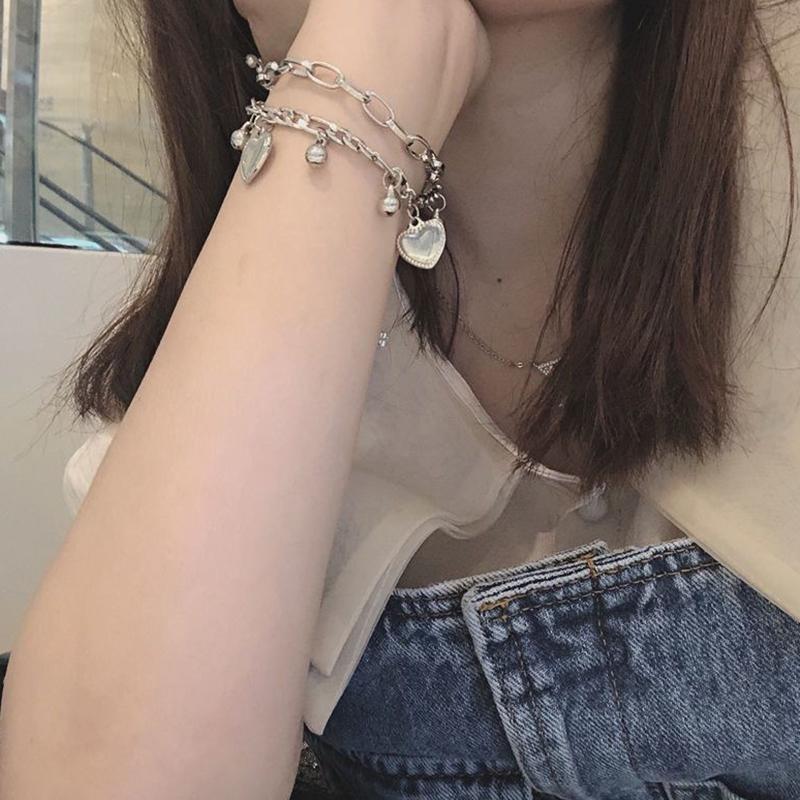 Bransoletka Punk Multilayer Chain Bransoletka damska Love Heart Pendant Biżuteria Prezenty Akcesoria