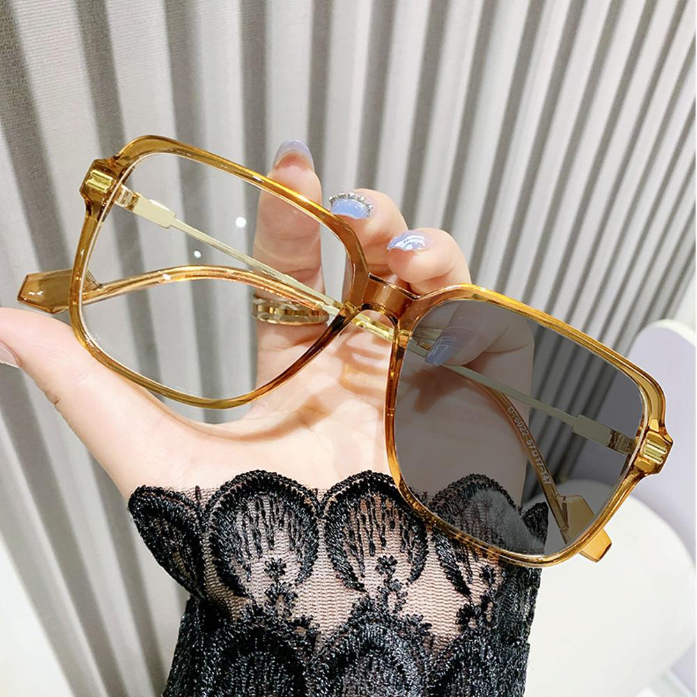 New Stylish Large Frame Photochromic Myopia Glasses Women Men Fashion Color Changing Anti Blue Light near Sight Eyeglasses  -4.0