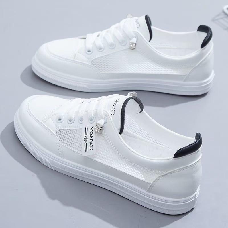 2025 spring new versatile popular leather surface white shoes women's shoes casual flat student board shoes ins sports shoes