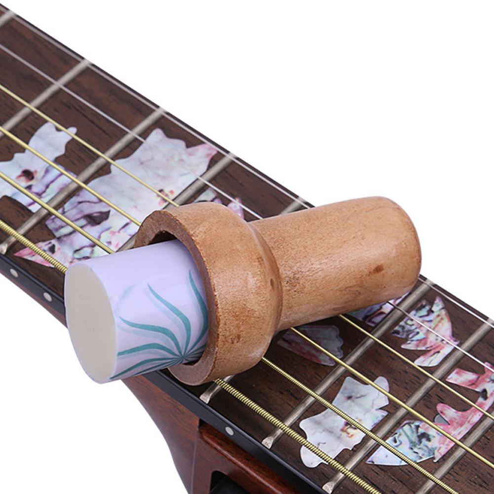 

String Fret Care Cleaning Tool with Brush Head Fretboard Oil Cleaner Guitar Fretboard Oil for Cleaning String and Fretboard China Mainland