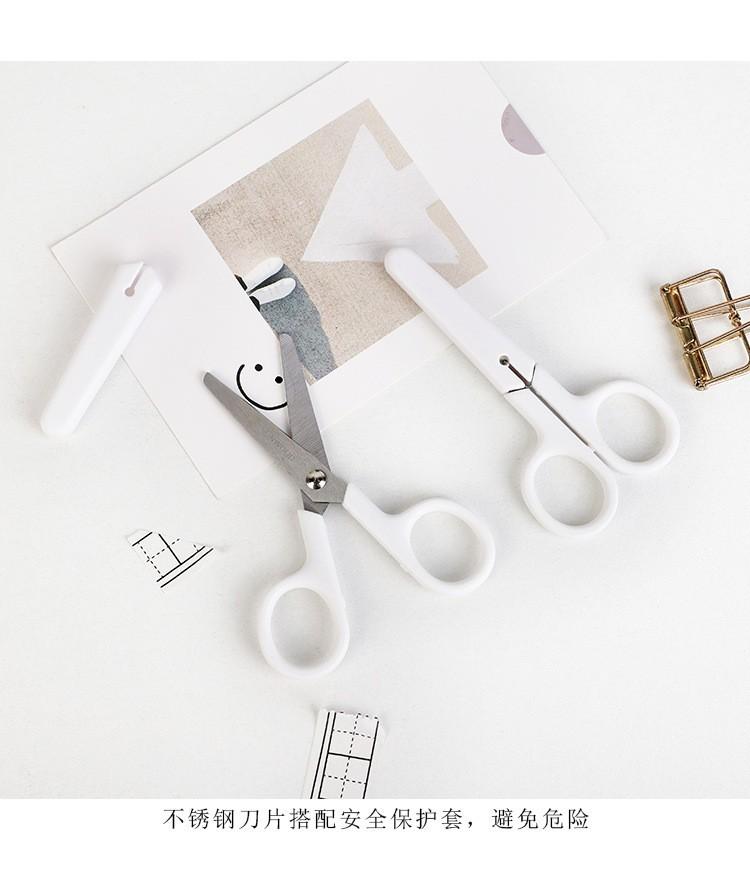 1 Piece Simplicity Scissors Mini White Color Korean Fashion Stationery Scissors Portable Cute Paper Scrapbook Scissors School